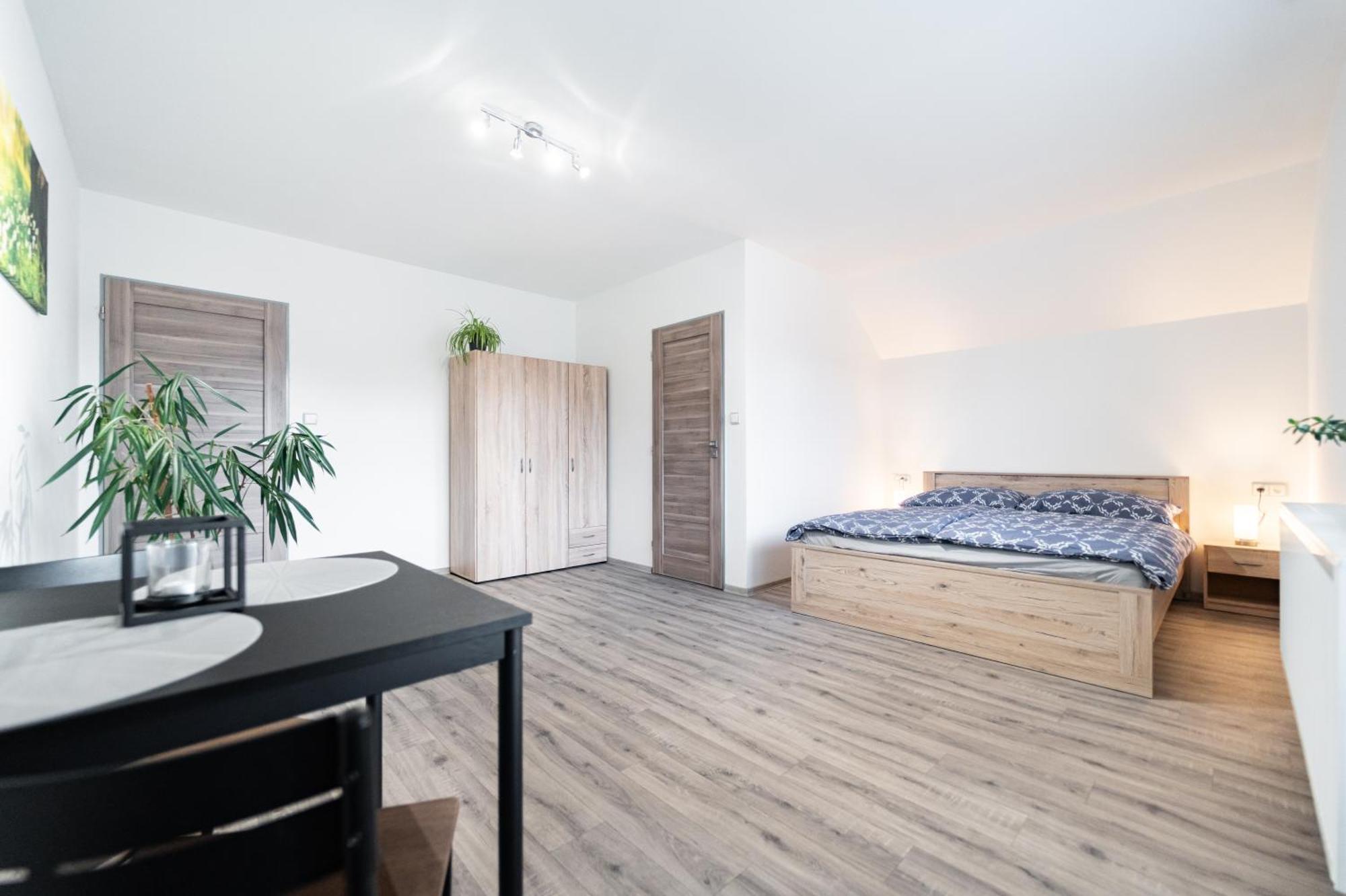 Apartmany Tera Miletin Luaran gambar
